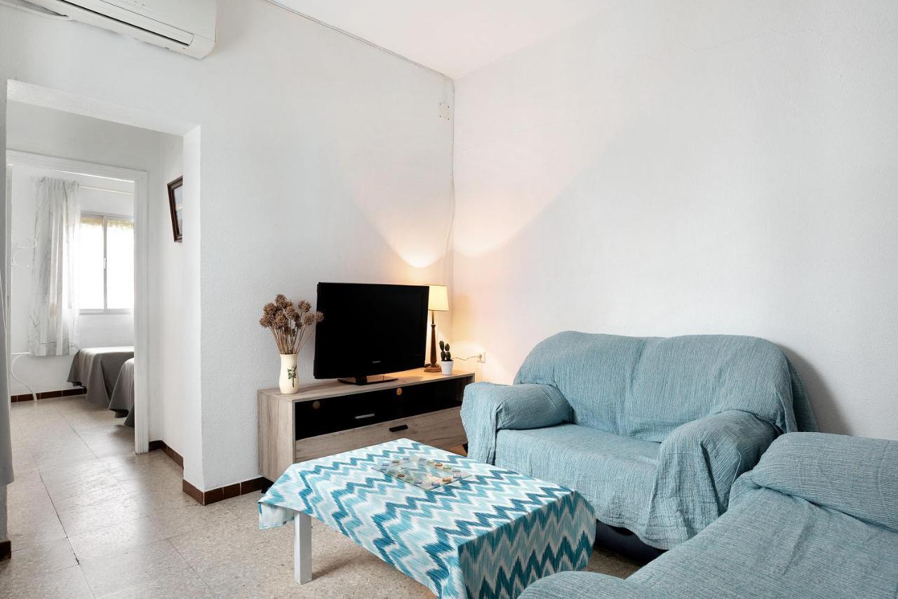 Casa Juani - Solo Familias Apartment โกนิล เด ลาฟรอนเตรา ภายนอก รูปภาพ